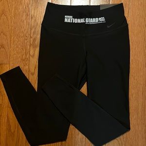 NWT Nike full length leggings size small